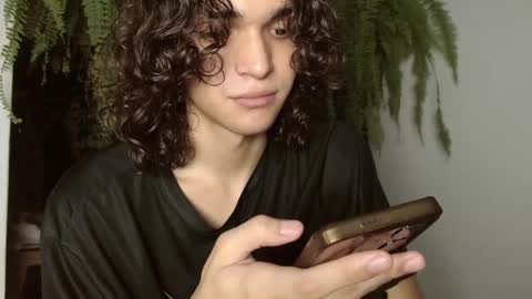 Snapshot of halan_jr chatting on February 27, 6:18 am halan online show from February 27, 6:18 am