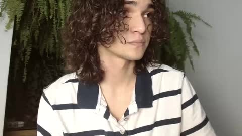 Snapshot of halan_jr chatting on March 7, 6:46 am halan online show from March 7, 6:46 am