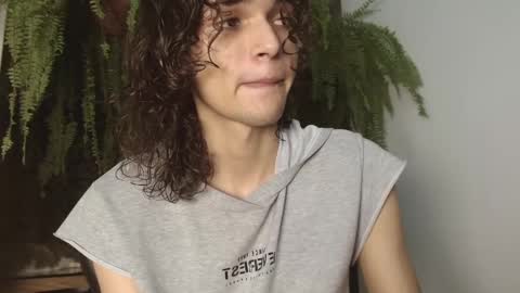 Snapshot of halan_jr chatting on March 11, 7:26 am halan online show from March 11, 7:26 am