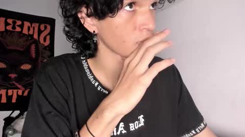 Snapshot of halan_jr chatting on September 25, 5:22 am halan online show from September 25, 5:22 am