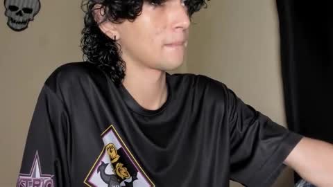 Snapshot of halan_jr chatting on October 28, 2:59 am halan online show from October 28, 2:59 am