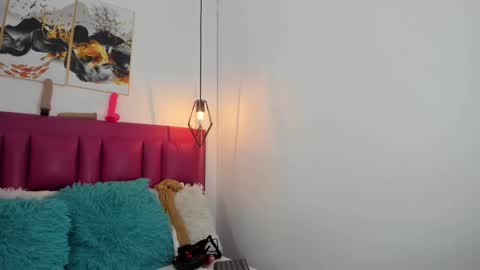 Snapshot of haley__mommy chatting on March 5, 10:54 pm Mely online show from March 5, 10:54 pm