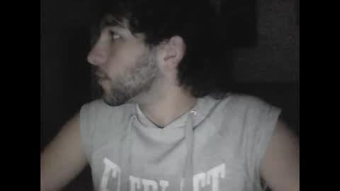 Snapshot of halfblood18 chatting on December 10, 1:54 am halfblood18 online show from December 10, 1:54 am