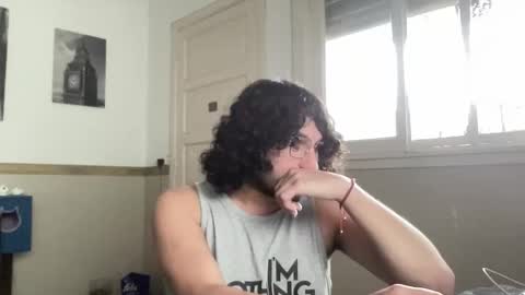 Snapshot of halfblood18 chatting on October 17, 5:26 pm halfblood18 online show from October 17, 5:26 pm