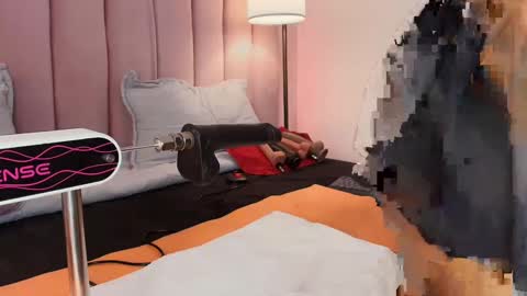  Hally Bans  online show from February 7, 3:19 pm