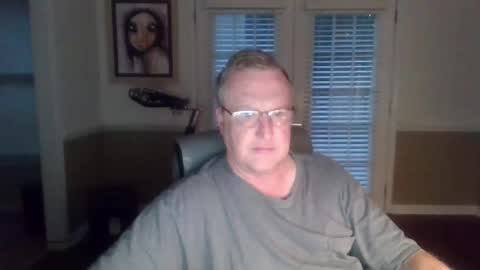 Snapshot of han63 chatting on September 26, 11:14 am Han online show from September 26, 11:14 am