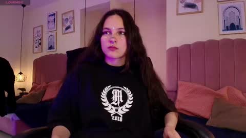 hanabie_ online show from January 15, 3:11 am