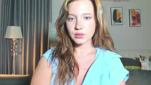 Snapshot of hanahwoods chatting on February 26, 8:54 pm hanahwoods online show from February 26, 8:54 pm