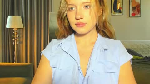 Snapshot of hanahwoods chatting on February 26, 11:59 pm hanahwoods online show from February 26, 11:59 pm