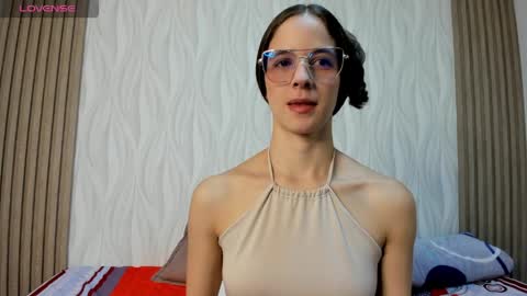 hanasleep online show from April 15, 7:21 pm