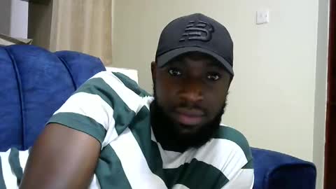 Snapshot of handsome_king30 chatting on December 14, 5:29 am handsome king online show from December 14, 5:29 am