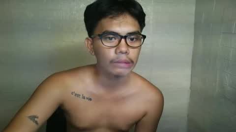 handsome_vanana online show from February 15, 7:10 pm