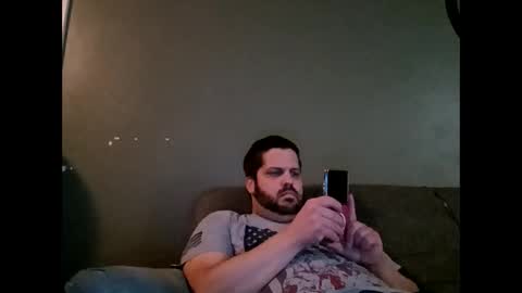 Snapshot of handsomedaddy198923 chatting on October 13, 2:55 am handsomedaddy198923 online show from October 13, 2:55 am