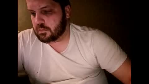 Snapshot of handsomedaddy198924 chatting on February 7, 8:40 am Handsomedaddy198923 online show from February 7, 8:40 am