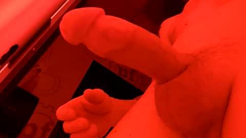 Snapshot of handsomerob42 chatting on September 18, 9:11 am handsomerob42 online show from September 18, 9:11 am