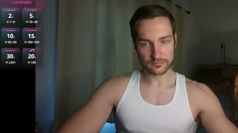 Snapshot of handsumhung chatting on December 1, 7:30 pm handsumhung online show from December 1, 7:30 pm