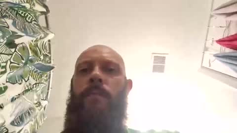 Snapshot of handylong88 chatting on September 16, 6:14 am handylong88 online show from September 16, 6:14 am