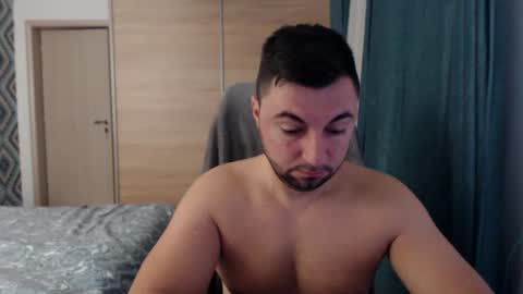 Snapshot of hankmalone chatting on December 29, 4:38 am HankMalone online show from December 29, 4:38 am