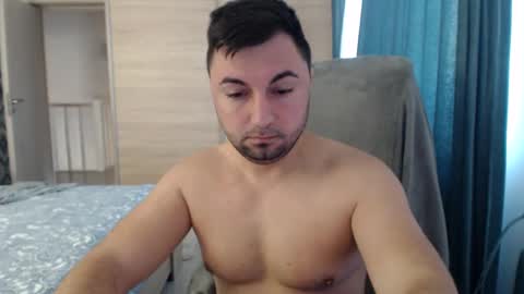 Snapshot of hankmalone chatting on January 6, 7:31 am HankMalone online show from January 6, 7:31 am