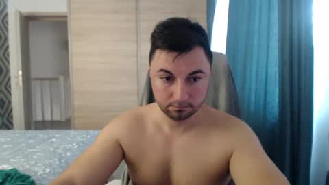 Snapshot of hankmalone chatting on January 10, 7:46 am HankMalone online show from January 10, 7:46 am