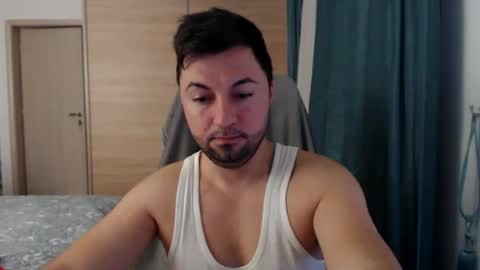 Snapshot of hankmalone chatting on February 4, 4:26 am HankMalone online show from February 4, 4:26 am