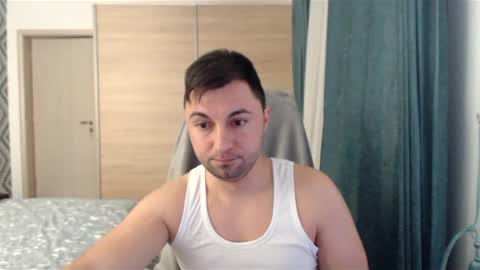 Snapshot of hankmalone chatting on February 25, 6:42 pm HankMalone online show from February 25, 6:42 pm