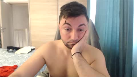 Snapshot of hankmalone chatting on February 28, 7:37 am HankMalone online show from February 28, 7:37 am