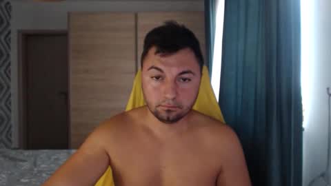 Snapshot of hankmalone chatting on September 25, 5:33 am HankMalone online show from September 25, 5:33 am