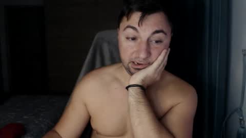 Snapshot of hankmalone chatting on November 13, 4:11 am HankMalone online show from November 13, 4:11 am