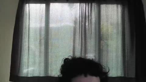 Snapshot of hanna99moon chatting on December 2, 9:43 pm JUANA online show from December 2, 9:43 pm