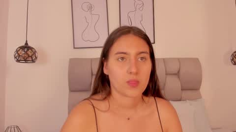 Snapshot of hanna__evans_ chatting on September 27, 2:33 pm hanna__evans_ online show from September 27, 2:33 pm