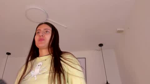 Snapshot of hanna__evans_ chatting on October 17, 12:19 pm hanna__evans_ online show from October 17, 12:19 pm