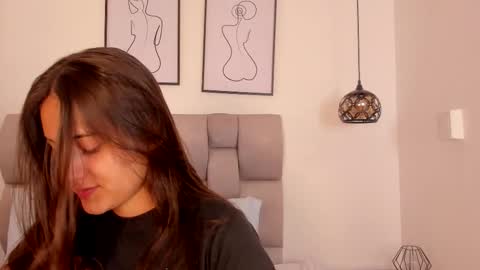 Snapshot of hanna__evans_ chatting on October 21, 11:55 am hanna__evans_ online show from October 21, 11:55 am