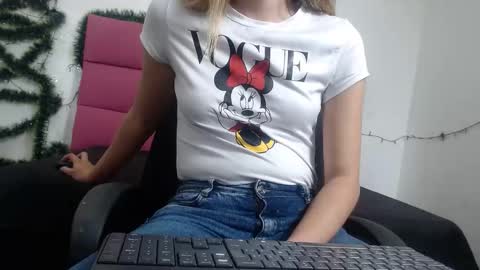 Snapshot of hanna__palmer1 chatting on January 6, 1:08 pm Hanna Palmer online show from January 6, 1:08 pm
