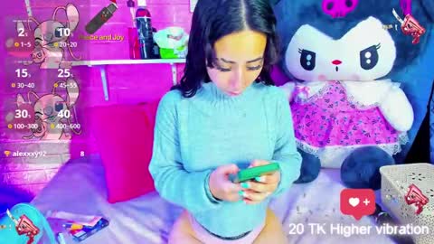 Snapshot of hanna_azumi_ chatting on September 30, 3:33 am hanna online show from September 30, 3:33 am