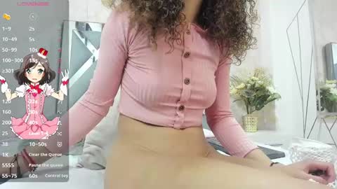 Snapshot of hanna_corne chatting on December 10, 11:43 am HANNA online show from December 10, 11:43 am