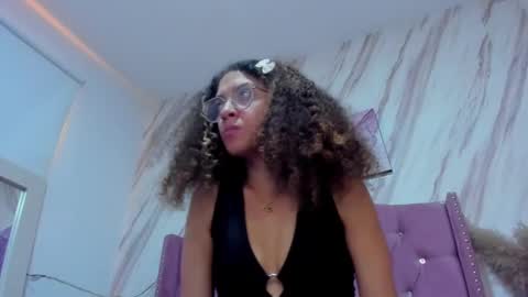 Snapshot of hanna_corne chatting on December 28, 2:53 pm HANNA online show from December 28, 2:53 pm