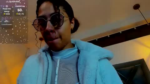 Snapshot of hanna_corne chatting on October 13, 1:33 pm HANNA online show from October 13, 1:33 pm