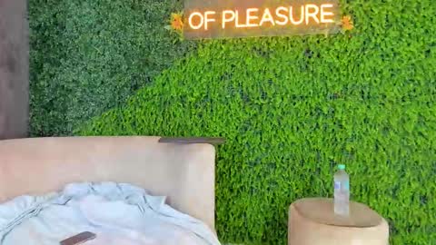 Snapshot of hanna_cupper chatting on February 13, 11:39 am Hanna online show from February 13, 11:39 am