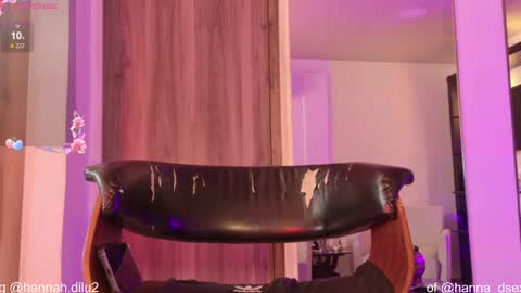 hannah dilau  online show from April 18, 3:05 pm