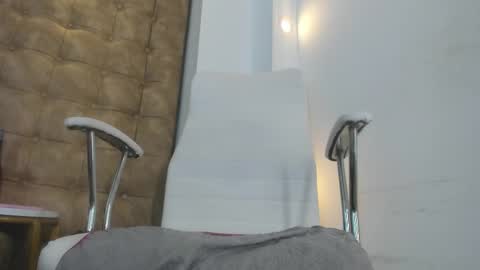 Snapshot of hanna_jadidi chatting on March 12, 11:20 am Hanna online show from March 12, 11:20 am