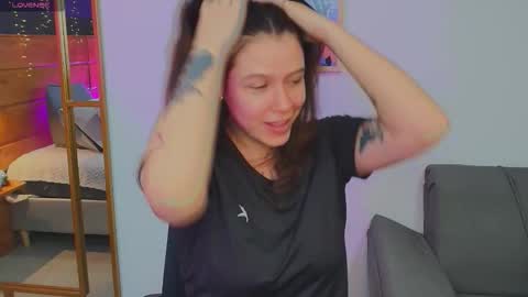 Hanna online show from January 13, 8:14 pm