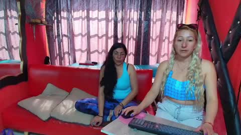 Snapshot of hanna_mature01 chatting on February 1, 2:34 pm Hanna online show from February 1, 2:34 pm