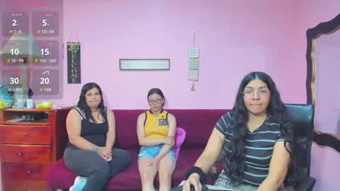 Snapshot of hanna_mature01 chatting on November 10, 12:37 pm Hanna online show from November 10, 12:37 pm