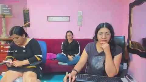 Snapshot of hanna_mature01 chatting on November 28, 1:58 pm Hanna online show from November 28, 1:58 pm