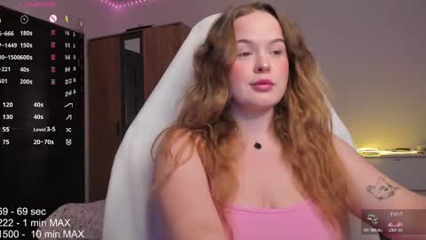 hanna montanas online show from November 2, 6:21 pm