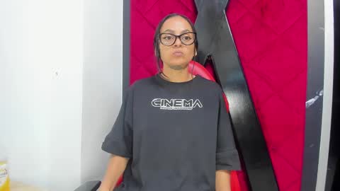 Snapshot of hanna_slut chatting on January 11, 3:02 am EVA online show from January 11, 3:02 am