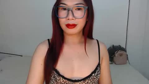 Snapshot of hannabanana_ts chatting on September 18, 2:13 am Hannah online show from September 18, 2:13 am