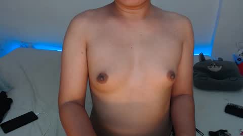 Snapshot of hannabanana_ts chatting on January 6, 5:11 am Hannah online show from January 6, 5:11 am