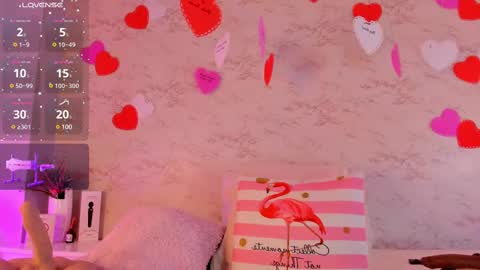 Snapshot of hannablaze_ chatting on February 15, 5:09 am HannaB online show from February 15, 5:09 am